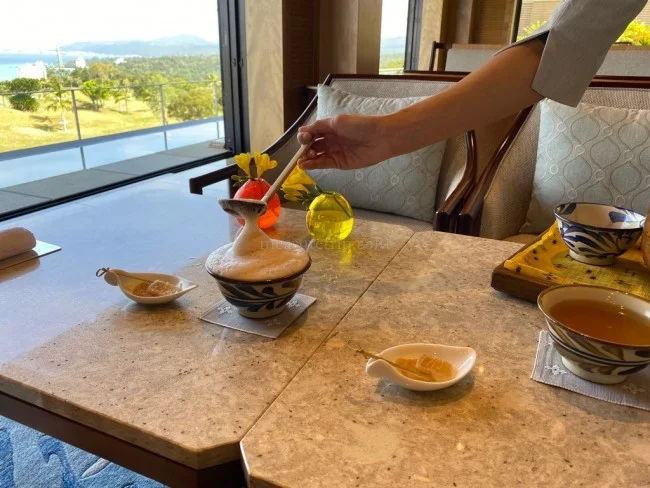 [新型コロナもう大変！冬のリッツカールトン沖縄旅行記24] 沖縄の伝統「ぶくぶく茶」体験。ブクブクって何？