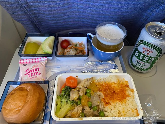 [台湾とタイを巡るマリオット・ボンヴォイ旅行記35] チャイナエアラインのエコノミークラス機内食のお味は？