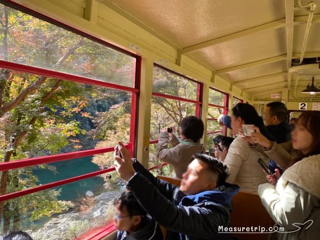 嵯峨野 嵐山 トロッコ列車 乗り方