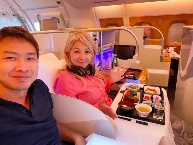 エミレーツ航空 ビジネスクラス 機内食