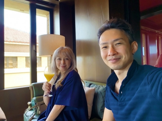 リッツカールトン沖縄 ラウンジ ザ・クラブ・エクスペリエンス
