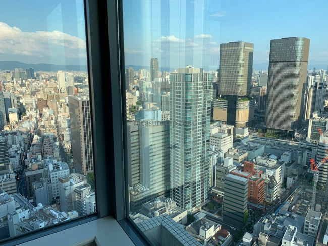 リッツカールトン大阪 ラウンジ