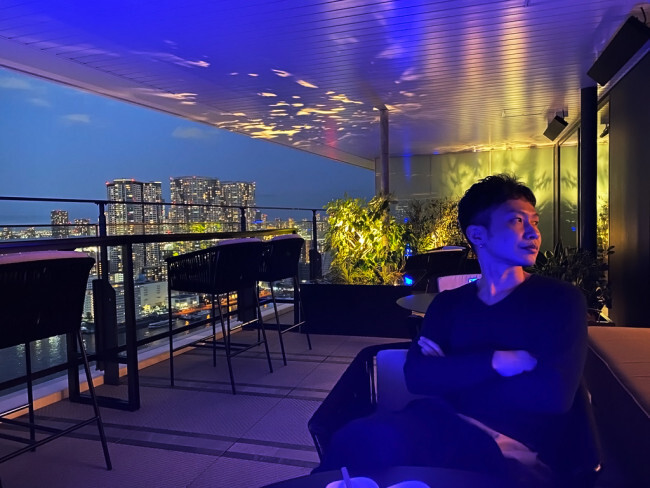 メズム東京 サロン(ラウンジ)