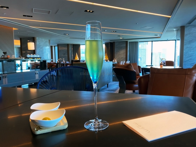 メズム東京 サロン(ラウンジ)