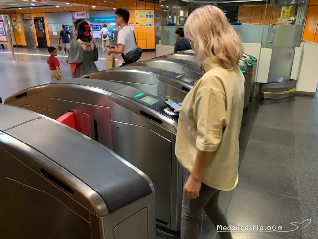 旅行者 シンガポール MRT カード クレジットカード