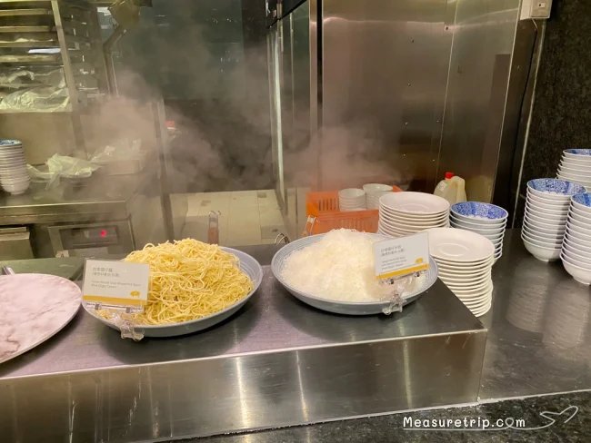 シェラトングランド台北ホテル 朝食 レストラン 無料
