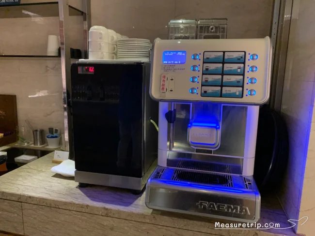 シェラトングランド台北ホテル ラウンジ アルコール 無料 夕食