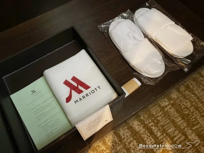 シンガポール マリオット タン プラザ ホテル 部屋 スイートルーム