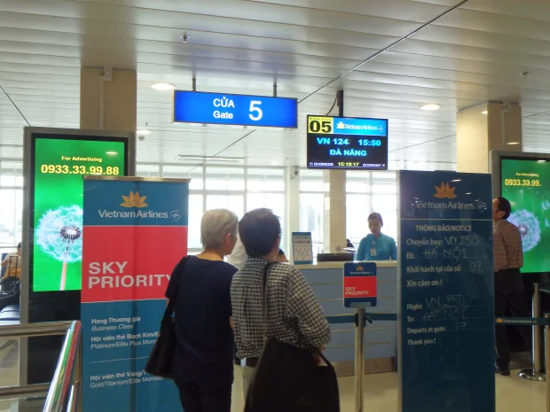 [ベトナム・ホイアン旅行記21] 1日目・タンソンニャット国際空港の国内線ターミナル