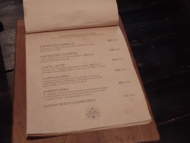 ベトナム・ホイアンの美味しいおすすめカフェ・HOI AN ROASTERY's MENU（メニュー・価格付）