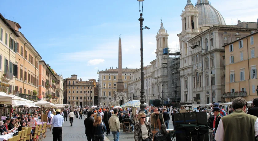イタリア