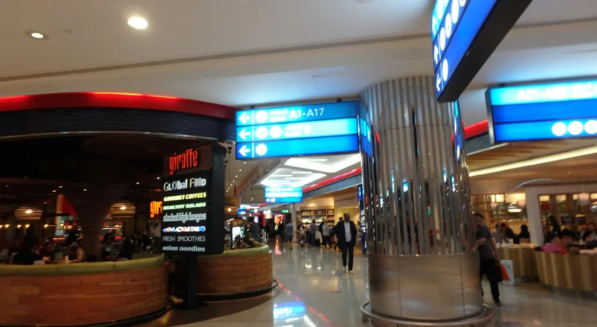 ドバイ国際空港
