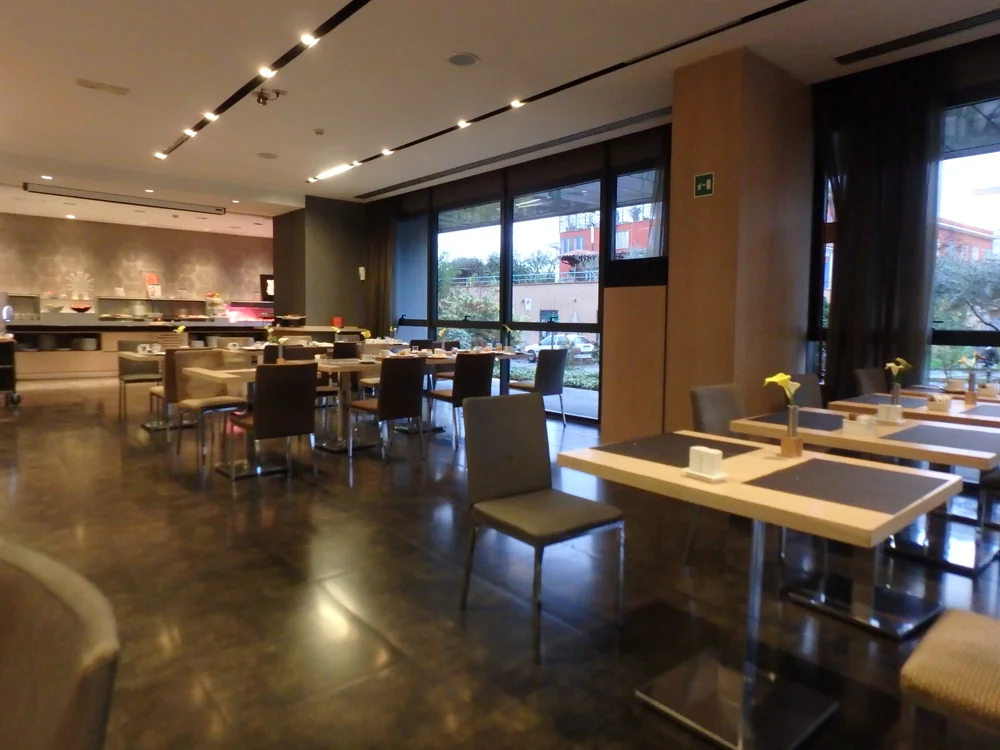 [初めての冬の地中海クルーズ旅行記34] H10 Roma Cittaホテルの朝食