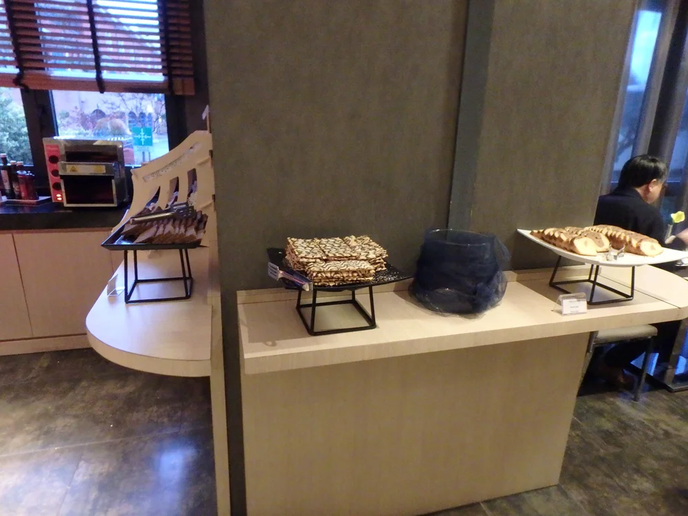 [初めての冬の地中海クルーズ旅行記34] H10 Roma Cittaホテルの朝食