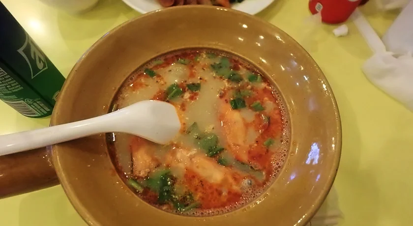 [ゴールドコーストの絶景ビーチへ格安GW旅行記11] 1日目・タイ飯屋で晩ごはん。。。