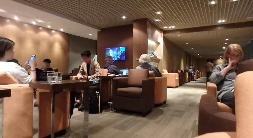 [ゴールドコーストの絶景ビーチへ格安GW旅行記12] 1日目・お腹がいたいっス