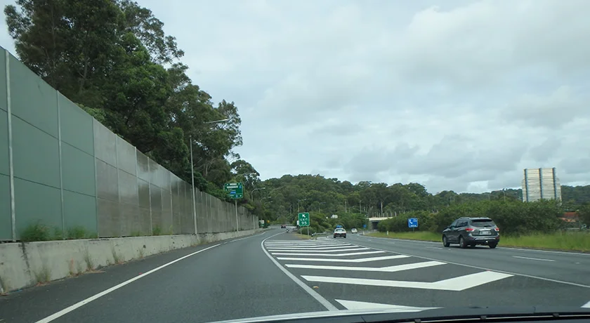[ゴールドコーストの絶景ビーチへ格安GW旅行記15] 2日目・ハイウェイを越えて