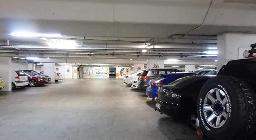 [ゴールドコーストの絶景ビーチへ格安GW旅行記23] 3日目・サーファーズパラダイスは別世界