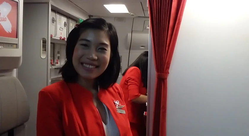 [夫婦で行くタイ・パタヤ旅行記6] 1日目・エアアジア搭乗記 | あれ?普通のエコノミー席やん?