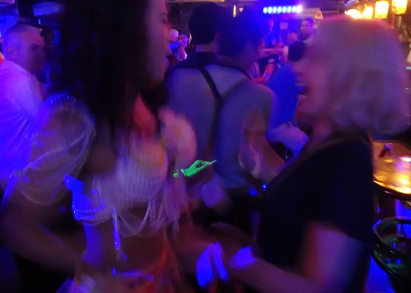 [夫婦で行くタイ・パタヤ旅行記20] パタヤのウォーキングストリートで遊ぶ(後編)