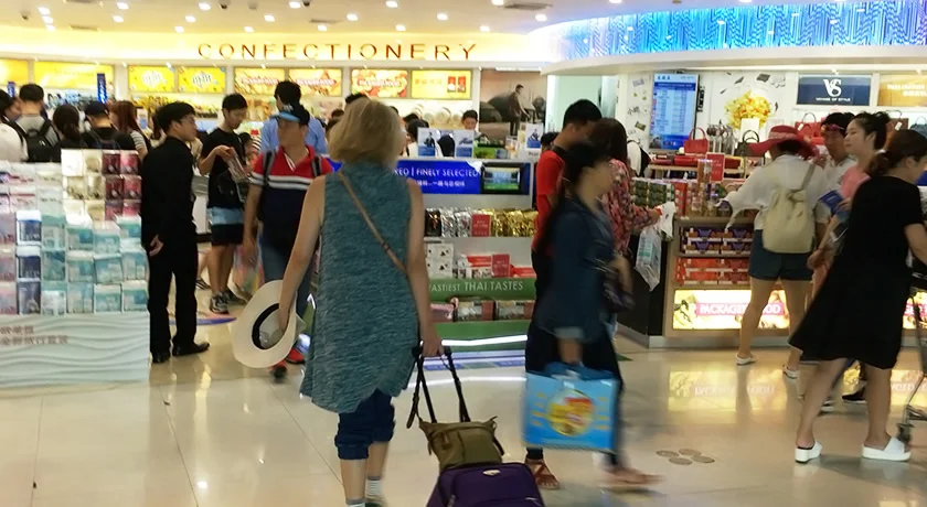 [夫婦で行くタイ・パタヤ旅行記25] え!?小一時間も並んだのに・・・