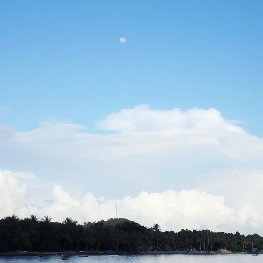 [雨季で格安！ベトナム・フーコック島旅行記43] フーコック島・雨季の空に青空広がる