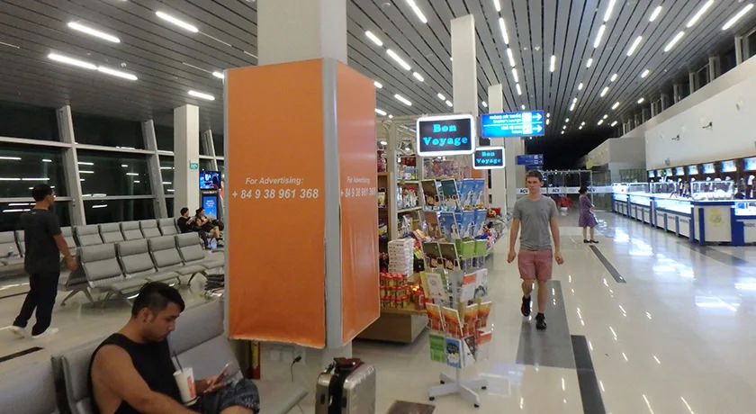 [雨季で格安！ベトナム・フーコック島旅行記56] フーコック島の空港でパールリングを買う