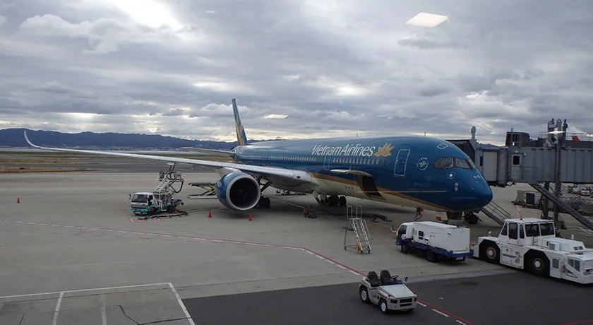 [常夏のシンガポール・クリスマス旅行記11] ベトナム航空 VN321便はエアバスA350＆機内食