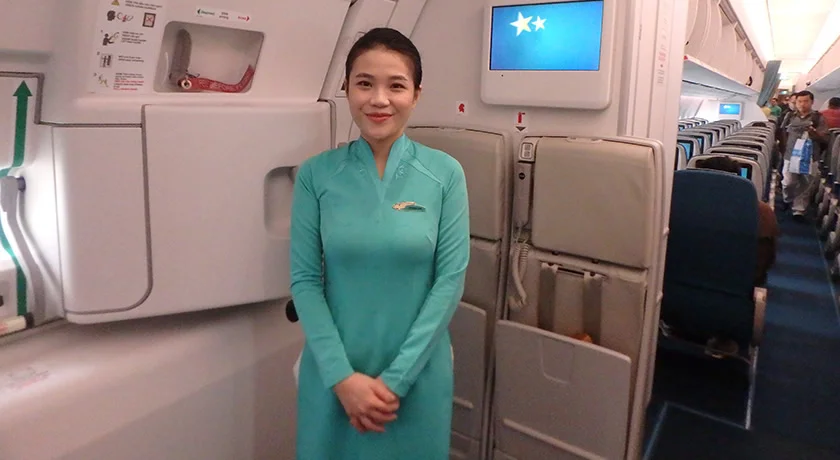 [常夏のシンガポール・クリスマス旅行記11] ベトナム航空 VN321便はエアバスA350＆機内食