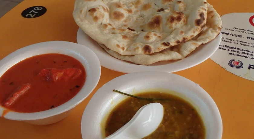 [常夏のシンガポール・クリスマス旅行記24] インド人街のテッカセンター・ホーカーズで地元の人と一緒にカレーを食べよう