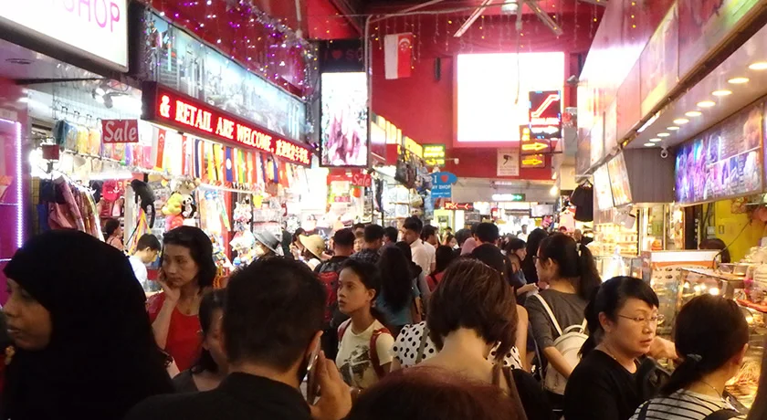 [常夏のシンガポール・クリスマス旅行記28] 大人気！シンガポール・Bugis Street（ブギス・ストリート）