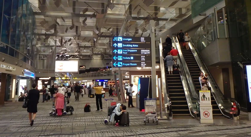 [常夏のシンガポール・クリスマス旅行記49] シンガポール・チャンギ国際空港 サッツプレミアラウンジレビュー