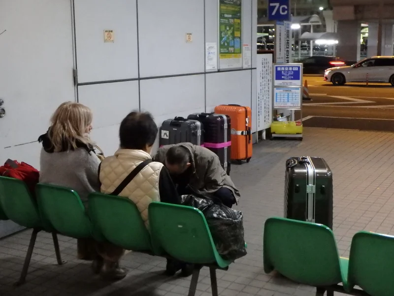 [初海外の両親を連れて冬の地中海クルーズ旅行記14] 1日目・大阪伊丹空港で両親と無事合流!