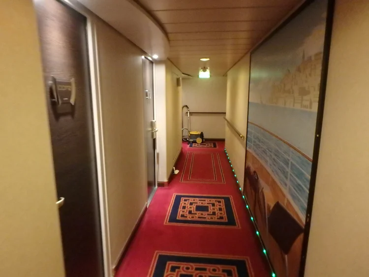 [初海外の両親を連れて冬の地中海クルーズ旅行記39] 3日目・父キレる!ヤバい!ピンチのディナー