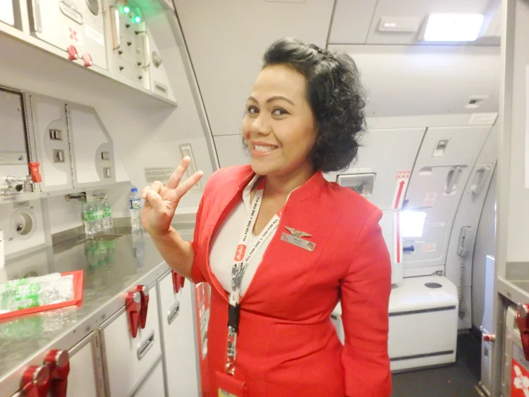 [インドネシアのパリピ秘境・ギリ島旅行記7] 1日目・エアアジアX D7 533便に搭乗!ホットシートは超快適♪