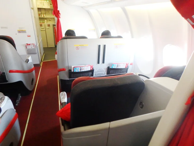 [インドネシアのパリピ秘境・ギリ島旅行記7] 1日目・エアアジアX D7 533便に搭乗!ホットシートは超快適♪