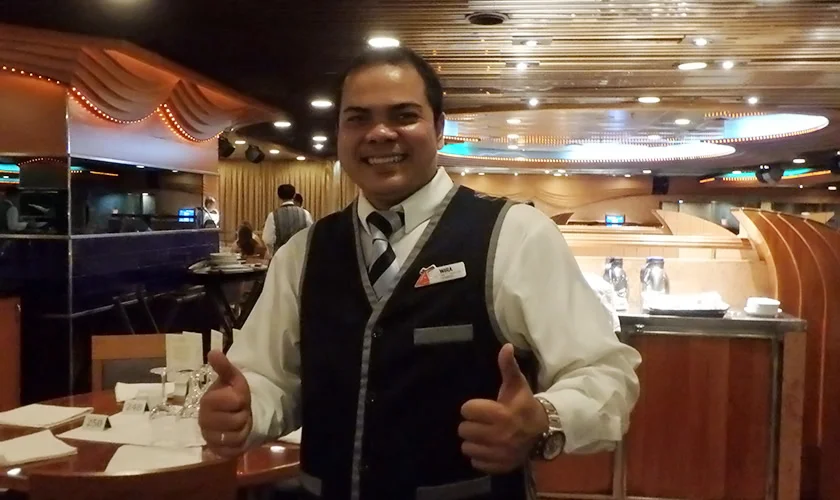 [LAからメキシコクルーズ＆ディズニーランド旅行記36] 今日のドレスコードはガラ！お洒落してディナー!