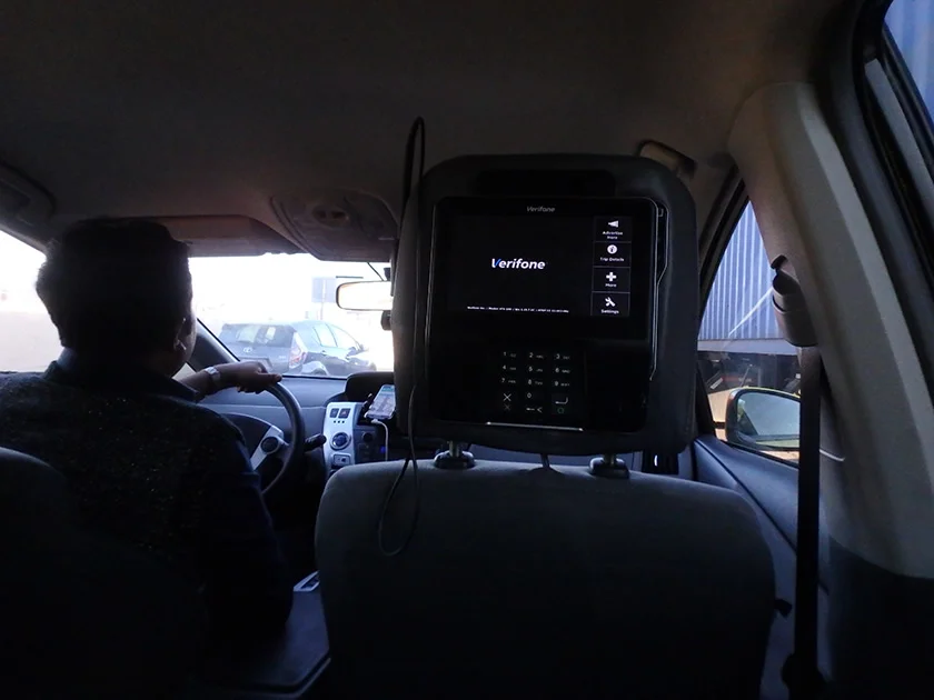 [LAからメキシコクルーズ＆ディズニーランド旅行記56] UBERが高いのでTAXIに乗ったら。。。