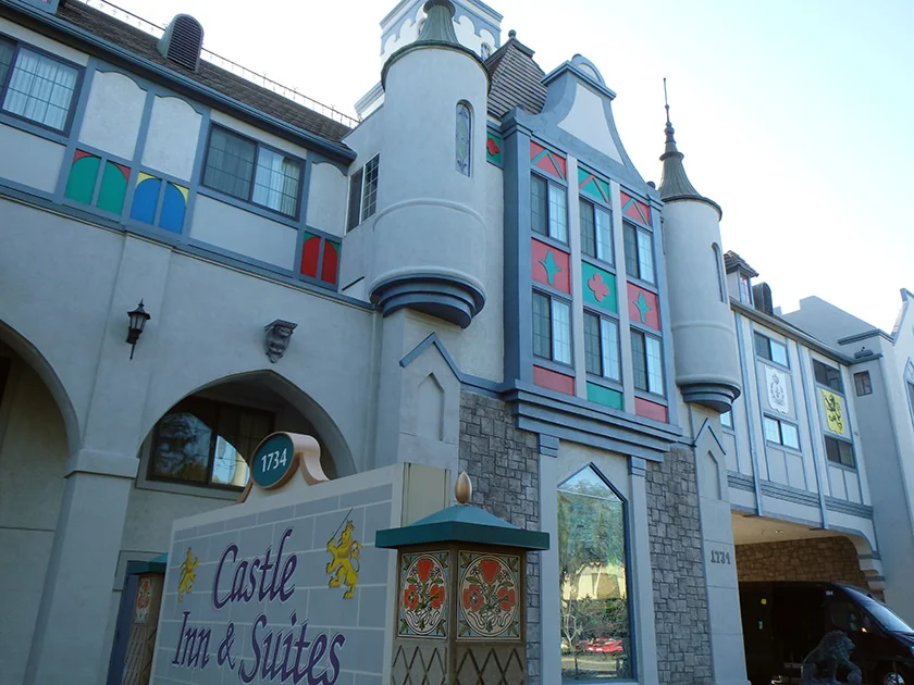 [LAからメキシコクルーズ＆ディズニーランド旅行記57] カリフォルニア・ディズニーランドに到着!