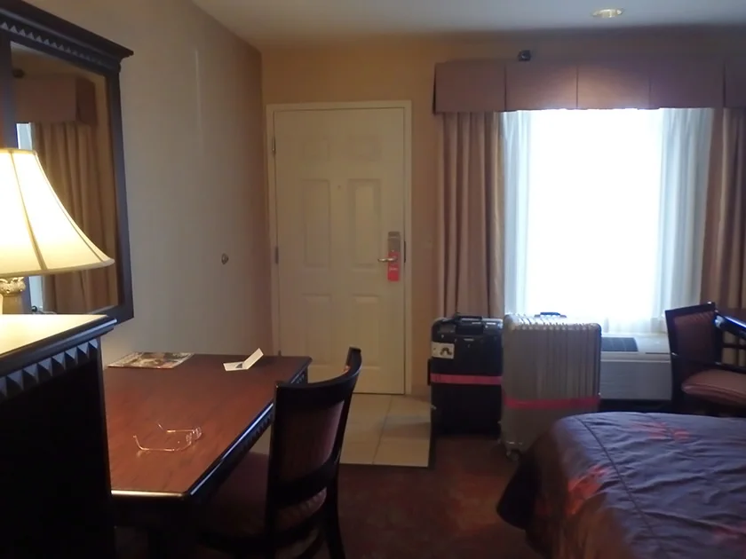 [LAからメキシコクルーズ＆ディズニーランド旅行記63] ディズニーグッドネイバーホテル・Castle Inn And Suites