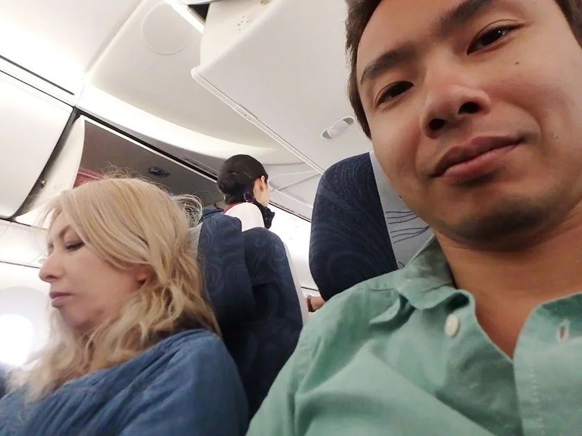 [LAからメキシコクルーズ＆ディズニーランド旅行記69] 中国国際航空 CA888便(B787-9)の機内の様子と機内食