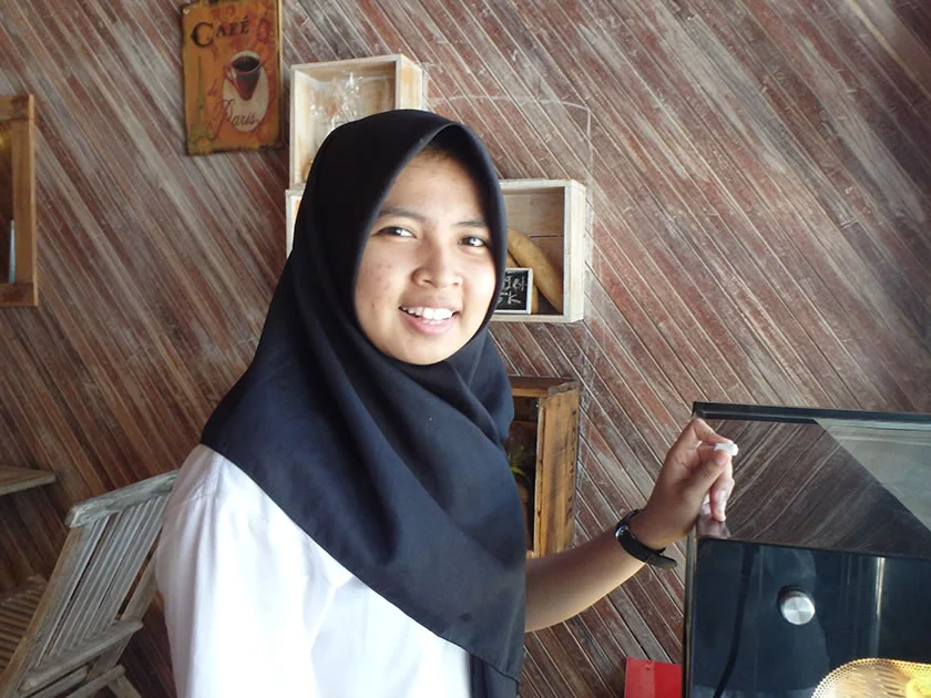 [インドネシアのパリピ秘境・ギリ島旅行記30] ギリ・トラワンガン島のパン屋さん(カフェ)