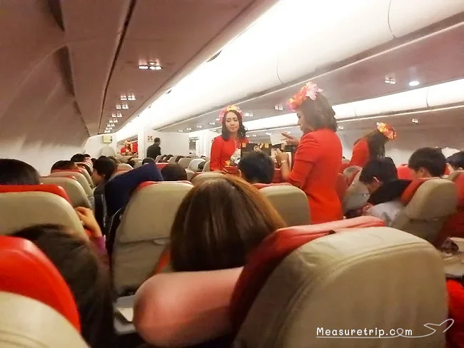 【実体験レポート】エアアジアX・ハワイ線の機内の様子と座席シートの広さ / LCC AirAsia
