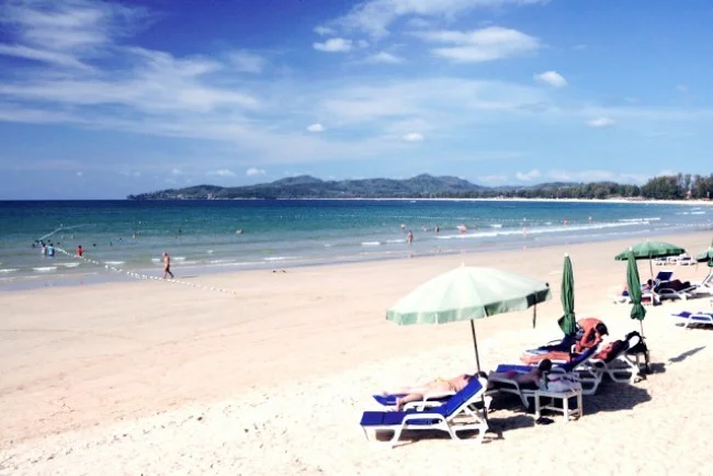 [タイの秘境・ピピ島とプーケットを巡る旅行記2] プーケットのビーチってたくさんあるけどどこにする?