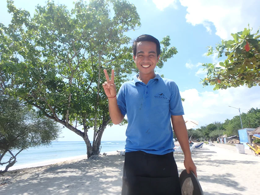 [インドネシアのパリピ秘境・ギリ島旅行記47] ミヅキ、こっちじゃないw