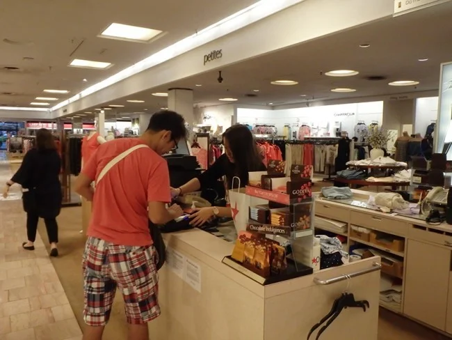 [エアアジアで行く激安ハワイ旅行記33] ハワイでレンタカーを借りると「Macy’s - メイシーズ」が15%オフになる・・かも?