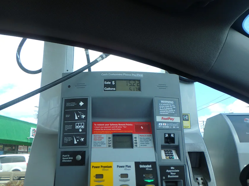 [エアアジアで行く激安ハワイ旅行記38] ハワイのガソリンスタンドで、日本のクレジットカードで支払う方法。