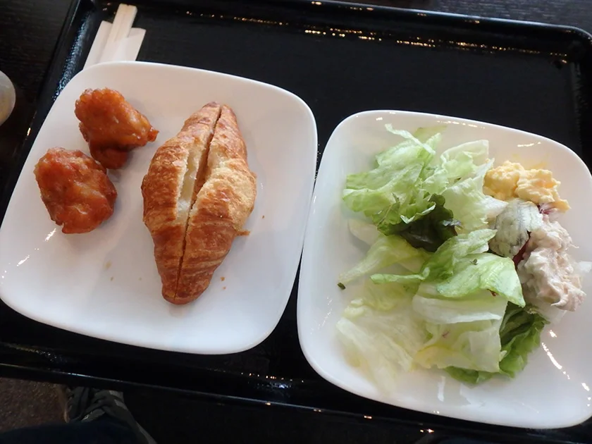 [片道1万円！？激安サンフランシスコ旅行記7] 羽田空港のTIATラウンジ・レポート