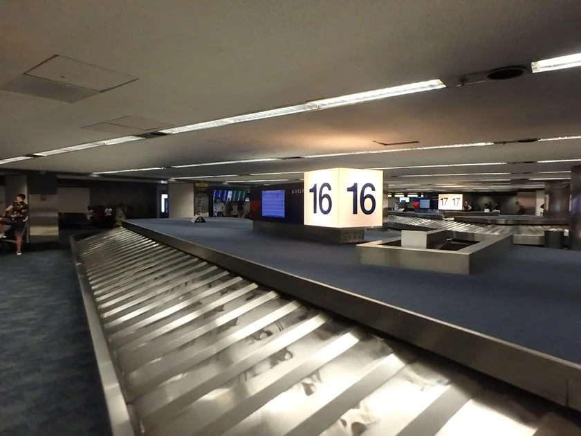 [片道1万円！？激安サンフランシスコ旅行記14] サンフランシスコ国際空港に到着。