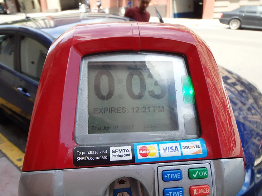 [片道1万円！？激安サンフランシスコ旅行記27] サンフランシスコで初運転、、、だから、アメリカは禁止標識なかったら赤でも右折できる言うたやん?(怒)